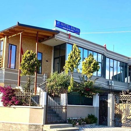Hotel Balili Vlorë Buitenkant foto