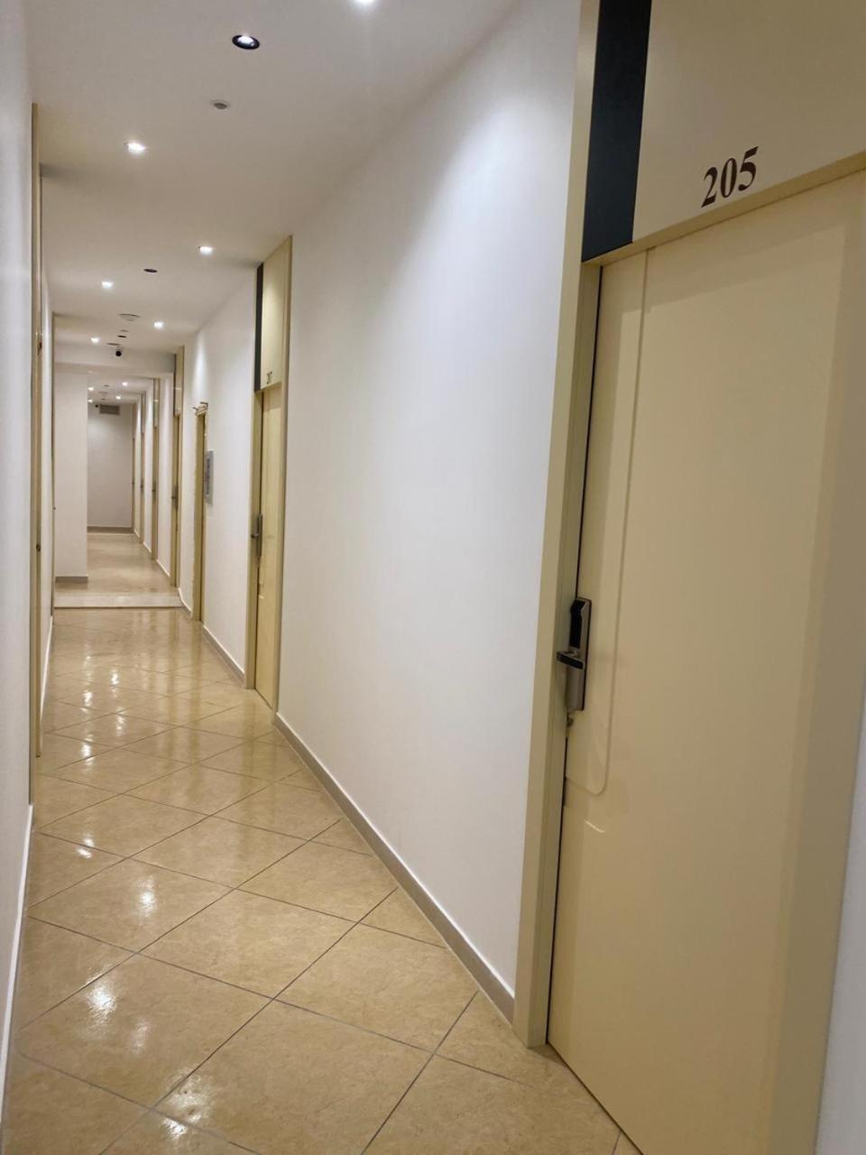 Hotel Balili Vlorë Buitenkant foto